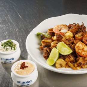 Ritto misto – smażone owoce morza z sosami Chipotle i Ranch